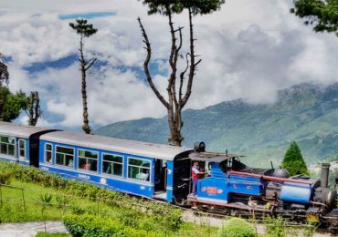 darjeeling-toy-train-tour